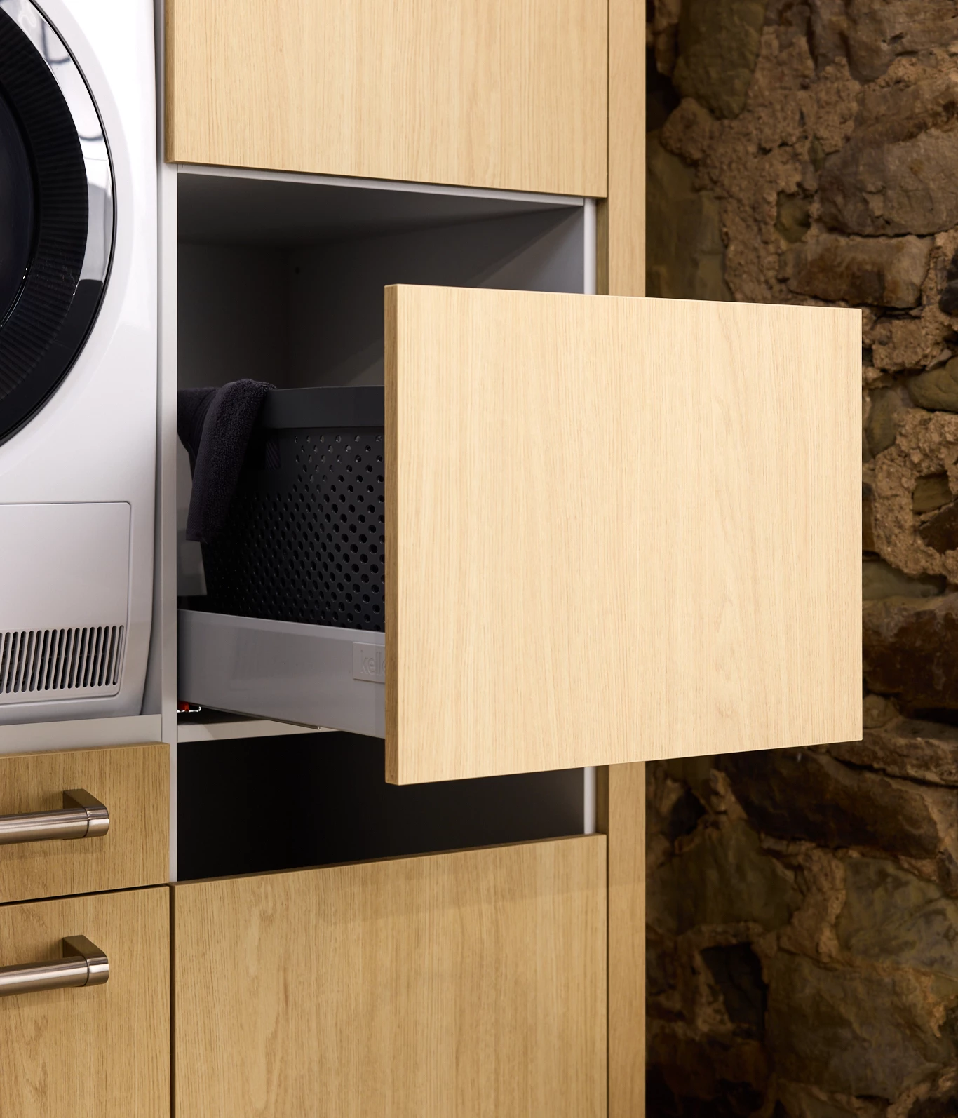 Rangement pour panier à linge